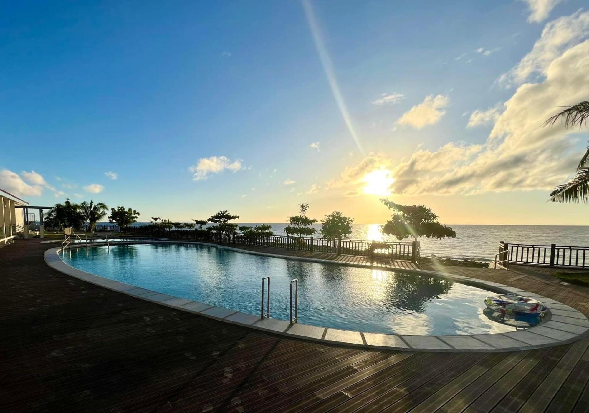 W Golf Resort Oslob Εξωτερικό φωτογραφία
