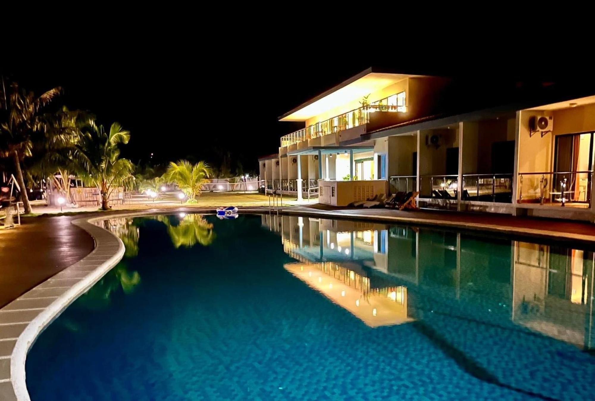 W Golf Resort Oslob Εξωτερικό φωτογραφία